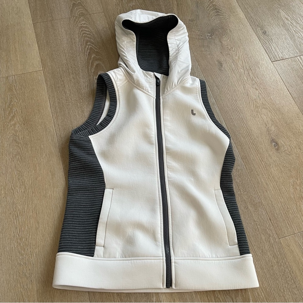 Lole vest
